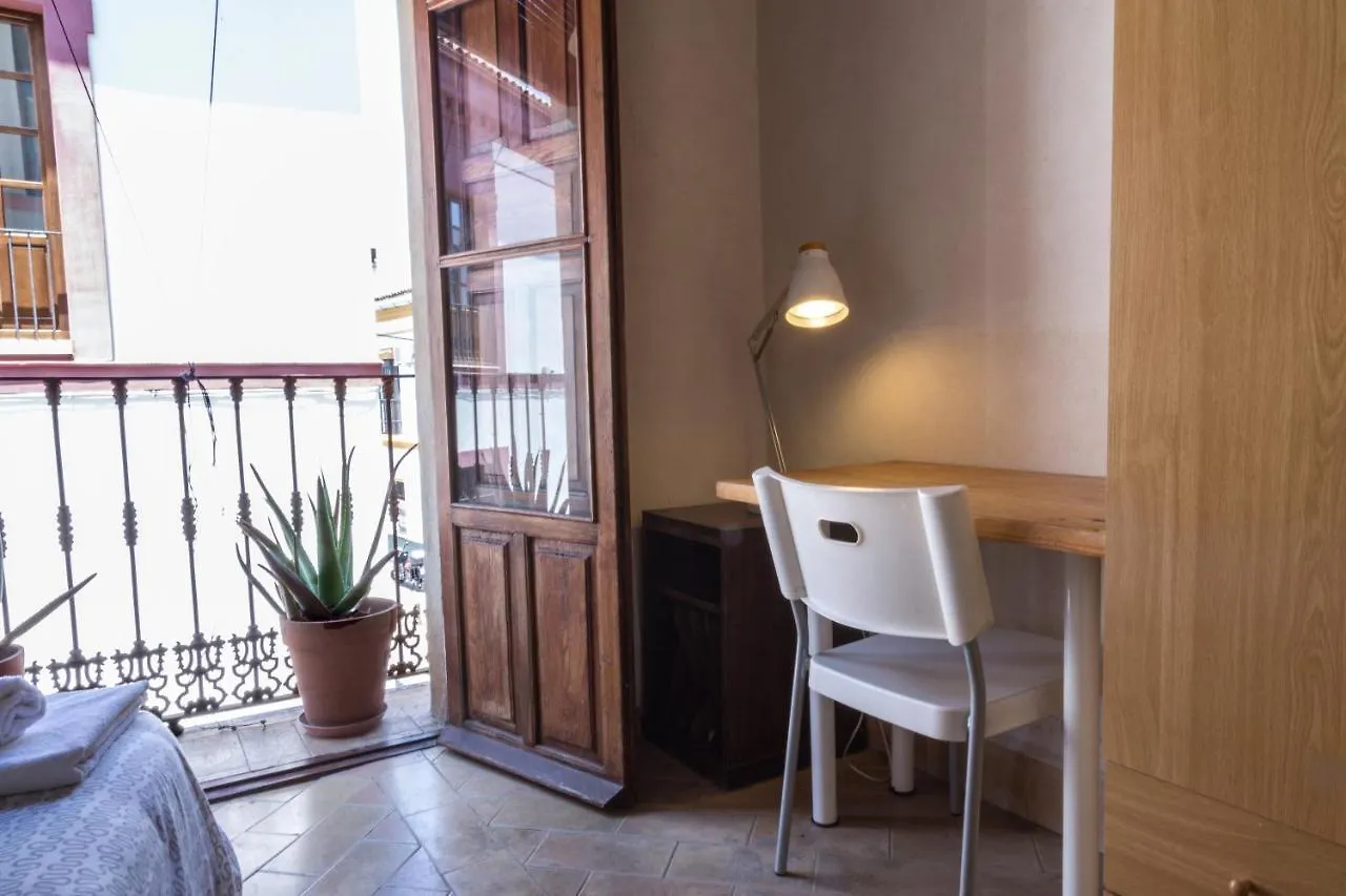 Guest house Habitacion Privada En La Alameda 5 Seville